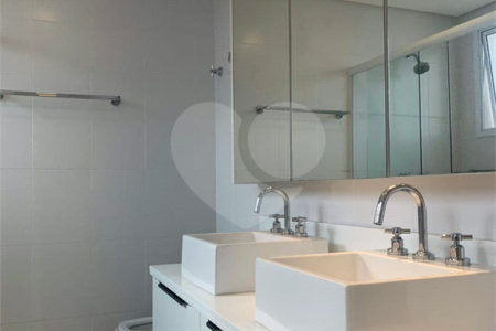 Apartamento à venda com 3 suítes em Cidade Mãe do Céu, São Paulo, SP