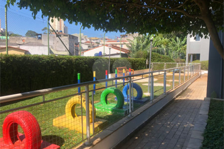 Apartamento à venda com 3 quartos, sendo 1 suíte, em Jardim Mariliza, São Paulo, SP