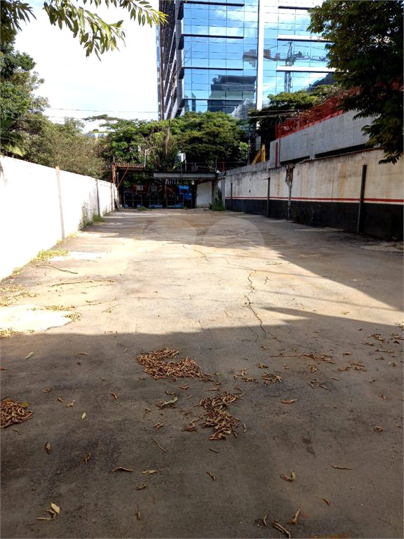 Terreno à venda em Vila Olímpia, São Paulo, SP