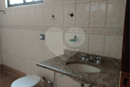 Sobrado à venda com 3 quartos, sendo 1 suíte,  em Jardim Regina, Indaiatuba, SP