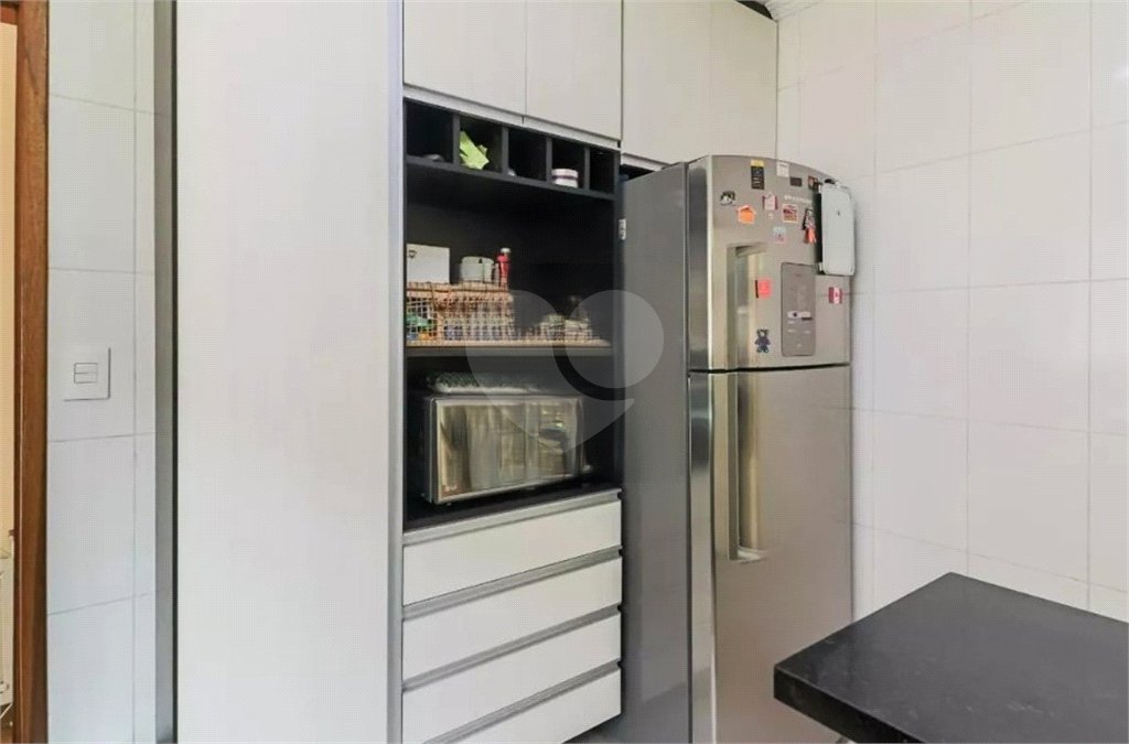 Sobrado à venda com 3 quartos, sendo 1 suíte, em Jardim Centenário, São Paulo, SP
