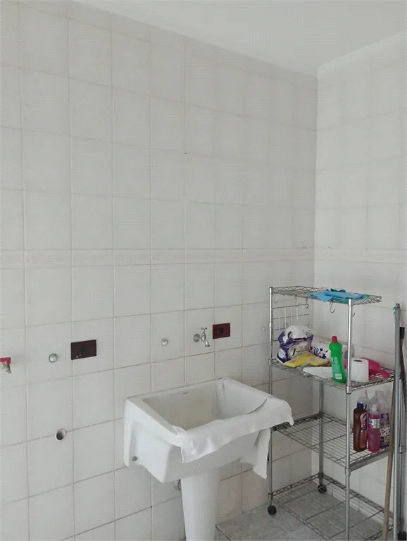 Sobrado à venda com 3 suítes em Vila Inah, São Paulo, SP