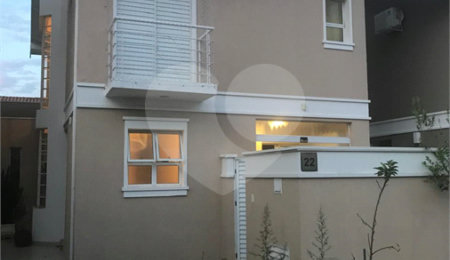 Casa à venda com 3 quartos, sendo 1 suíte,  no condomínio Residencial Green Village, Indaiatuba - SP