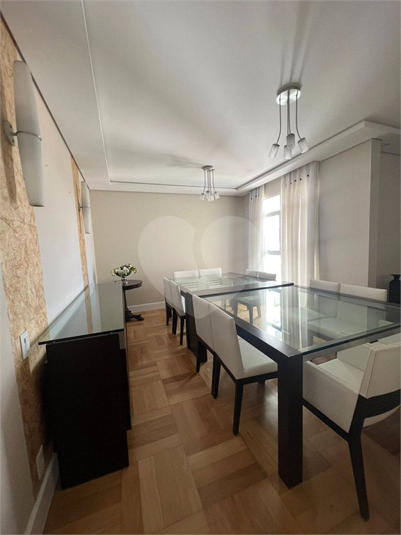 Apartamento à venda com 4 quartos, sendo 2 suítes,  em Vila Oliveira, Mogi das Cruzes, SP