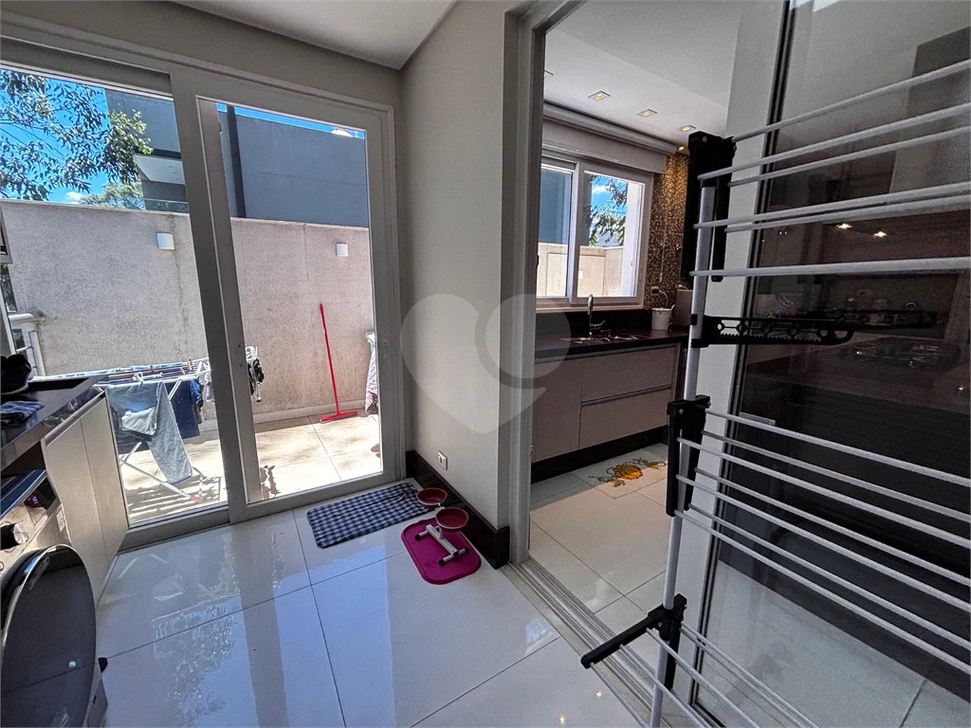 Casa à venda com 4 quartos, sendo 3 suítes, no condomínio Reserva Nova Cantareira, São Paulo - SP
