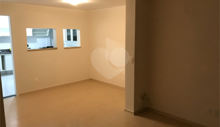 Apartamento à venda com 3 quartos, sendo 1 suíte,  em Fazenda Morumbi, São Paulo, SP