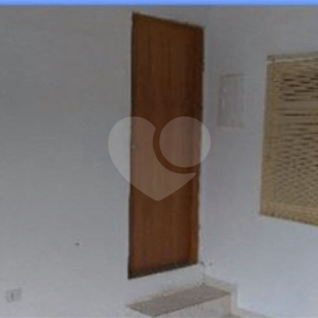 Sobrado à venda com 5 quartos em Chácara São João, São Paulo, SP