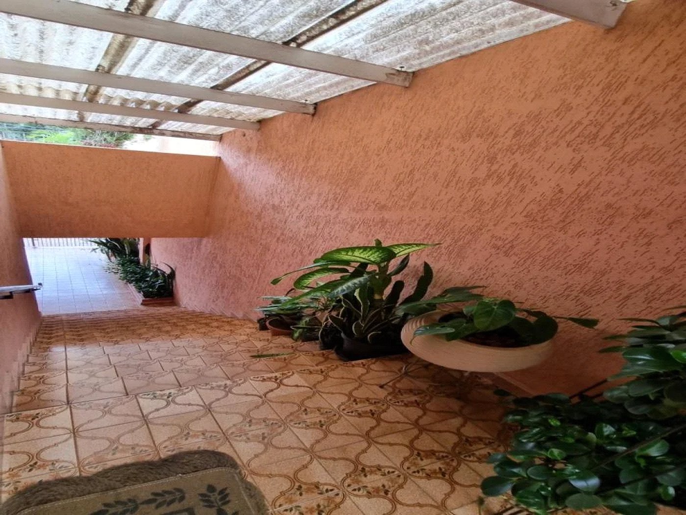 Casa à venda com 3 quartos em Cidade dos Bandeirantes, São Paulo, SP