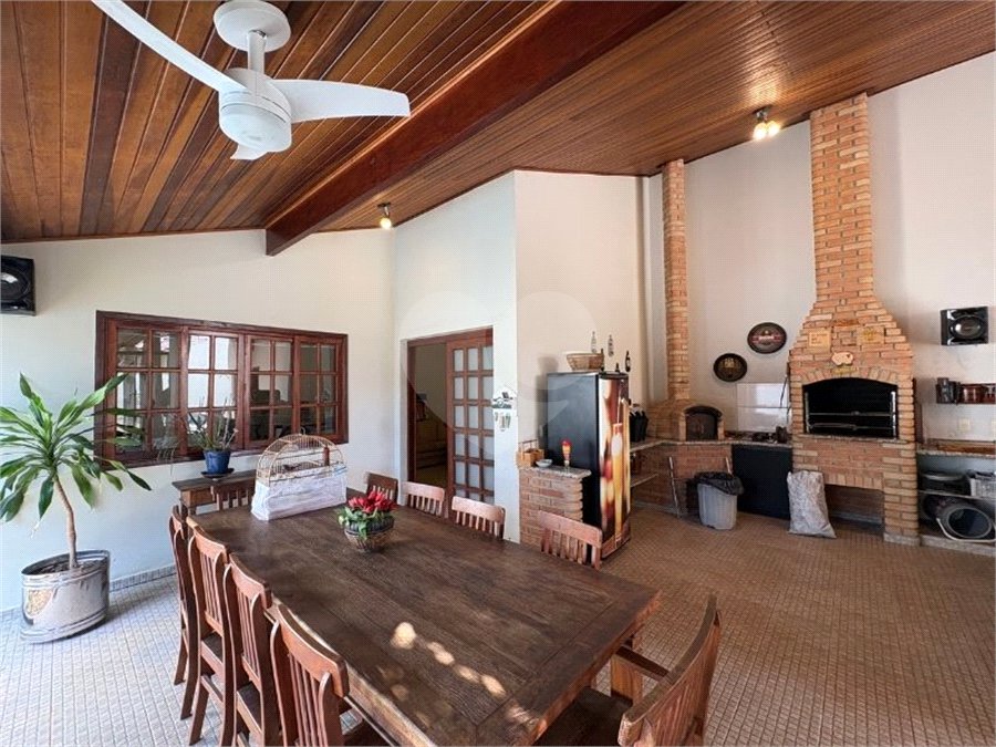 Casa à venda com 4 suítes no condomínio Granja Olga II, Sorocaba - SP