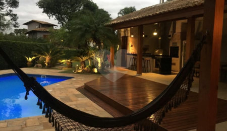 Casa à venda com 3 suítes no condomínio Lago Azul Residencial e Golfe, Araçoiaba da Serra - SP