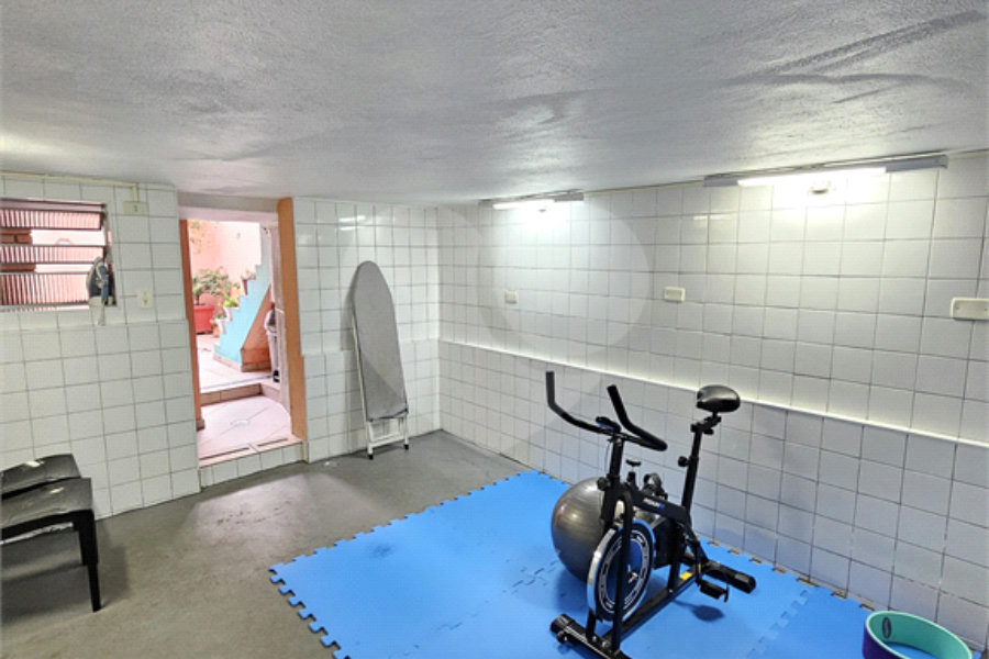 Casa à venda com 2 quartos, sendo 1 suíte, em Santana, São Paulo, SP