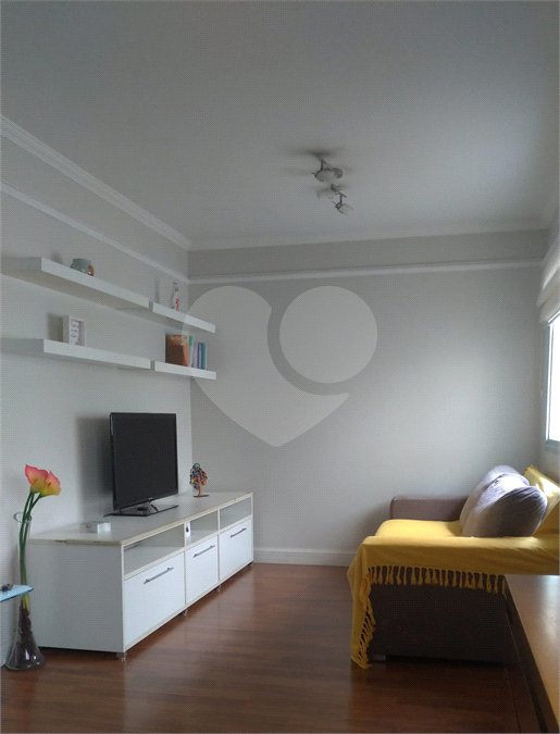 Casa à venda com 3 quartos, sendo 1 suíte, no condomínio Jardim Previdencia, São Paulo - SP