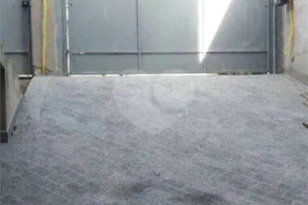 Sobrado à venda com 3 suítes em Parque São Domingos, São Paulo, SP