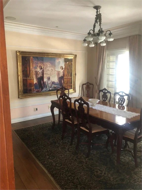 Casa à venda com 4 suítes em Caxingui, São Paulo, SP