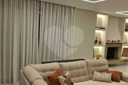 Apartamento à venda com 3 suítes em Santana, São Paulo, SP