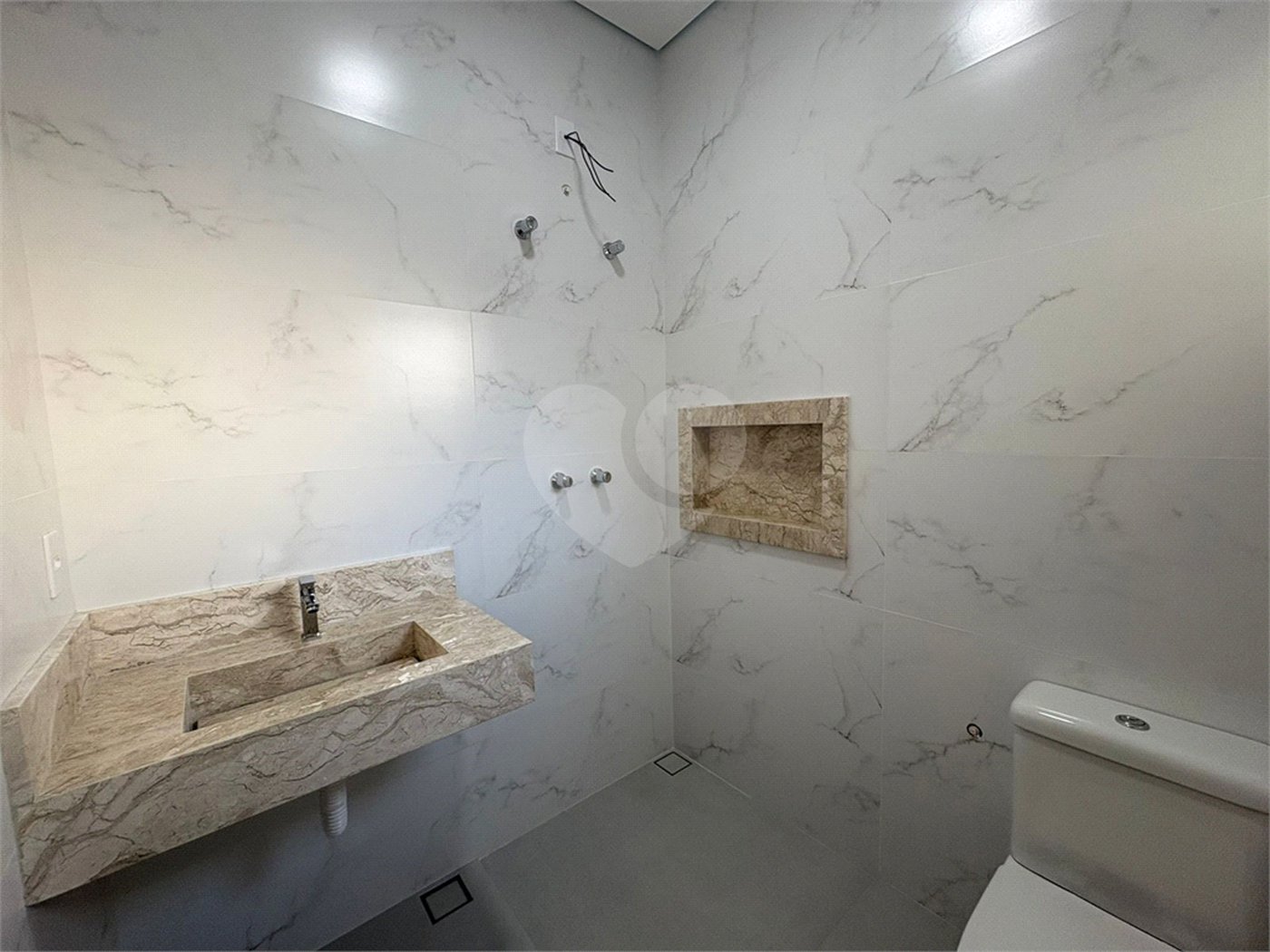 Casa à venda com 3 quartos, sendo 1 suíte, no condomínio Reserva Ipanema, Sorocaba - SP