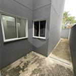 Casa à venda com 3 quartos, sendo 1 suíte, no condomínio Felipe Camarao, Poá - SP