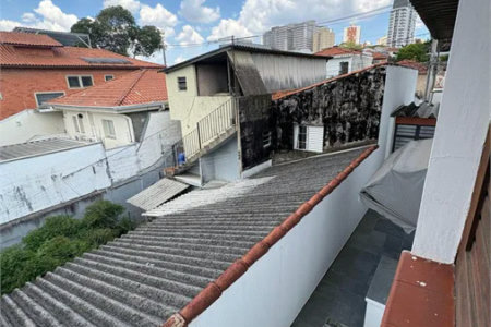Sobrado à venda com 4 quartos, sendo 1 suíte,  em Vila Sônia, São Paulo, SP