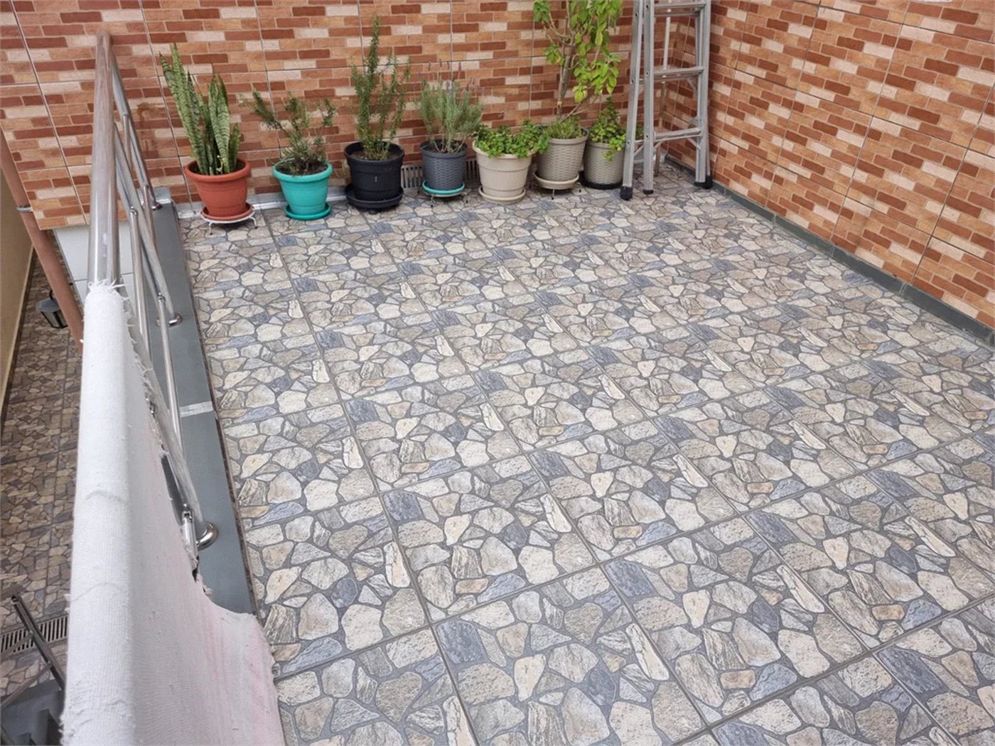 Sobrado à venda com 3 quartos, sendo 1 suíte,  em Jardim Campo Limpo, São Paulo, SP