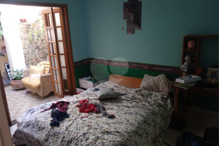 Casa à venda com 8 quartos, sendo 3 suítes, em Jardim Terceiro Centenário, Atibaia, SP