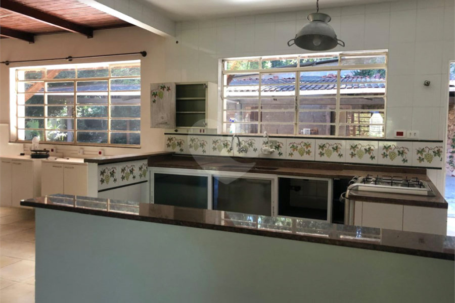 Casa à venda com 5 quartos, sendo 3 suítes, em Serra da Cantareira, Mairiporã, SP