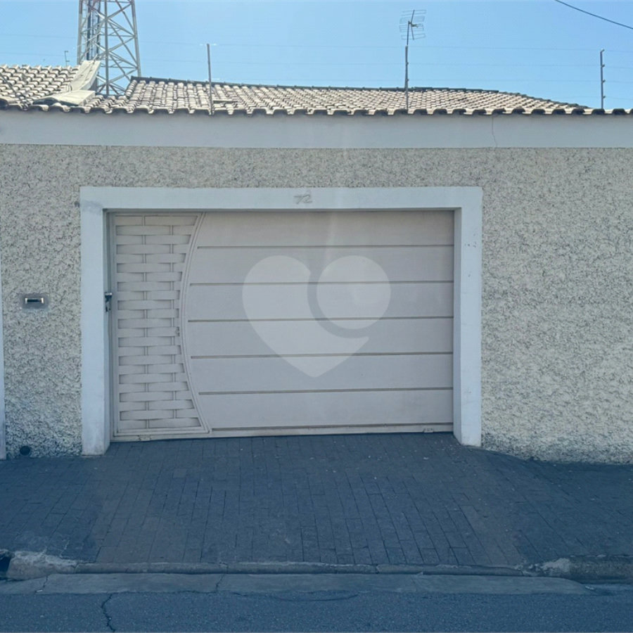Casa à venda com 4 quartos, sendo 1 suíte, em Vila Santana, Sorocaba, SP