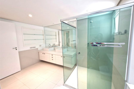 Apartamento à venda ou para alugar com 4 suítes em Alto da Boa Vista, São Paulo, SP