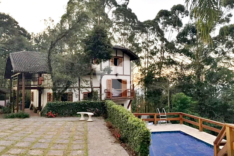 Casa à venda com 7 suítes em Serra da Cantareira, Mairiporã, SP