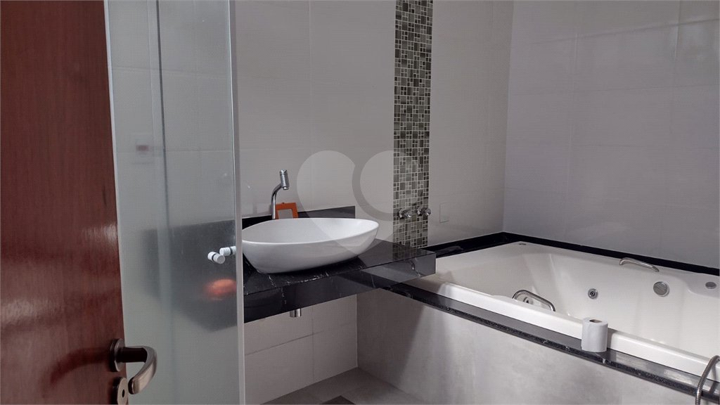 Casa à venda com 2 quartos, sendo 1 suíte, em Jardim Del Rei, Araraquara, SP