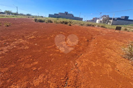 Terreno à venda em Parque Itapê, Itapetininga, SP