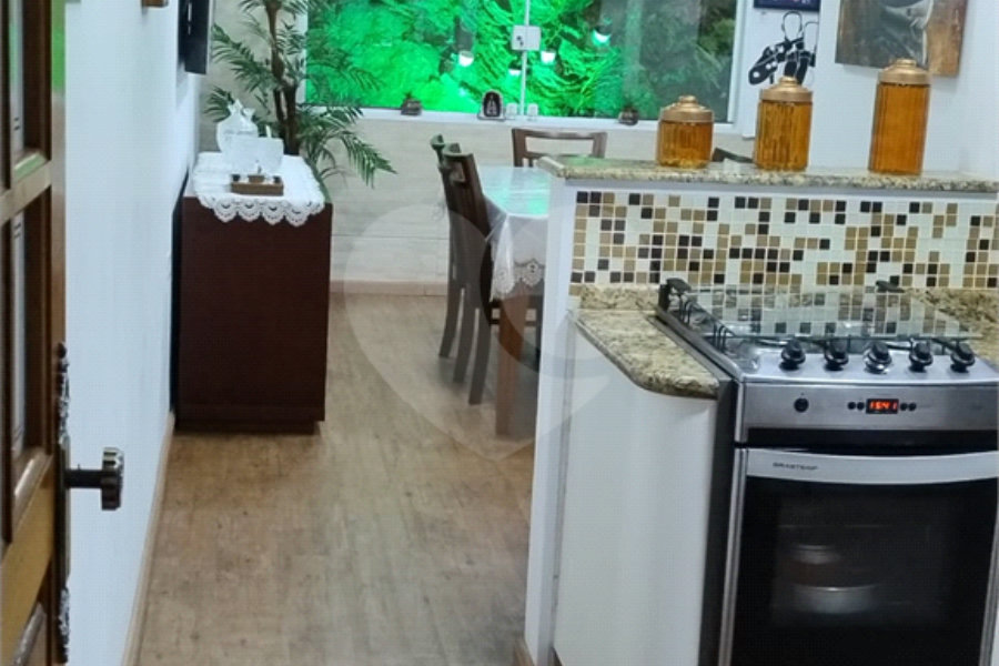 Casa à venda com 2 quartos no condomínio Parque das Araucárias, São Paulo - SP