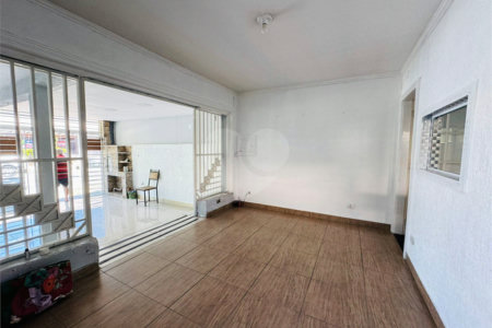 Casa à venda com 2 quartos em Vila Rosália, Guarulhos, SP