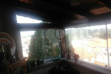 Casa à venda com 3 quartos, sendo 1 suíte, no condomínio Algarve Residencial, São Paulo - SP
