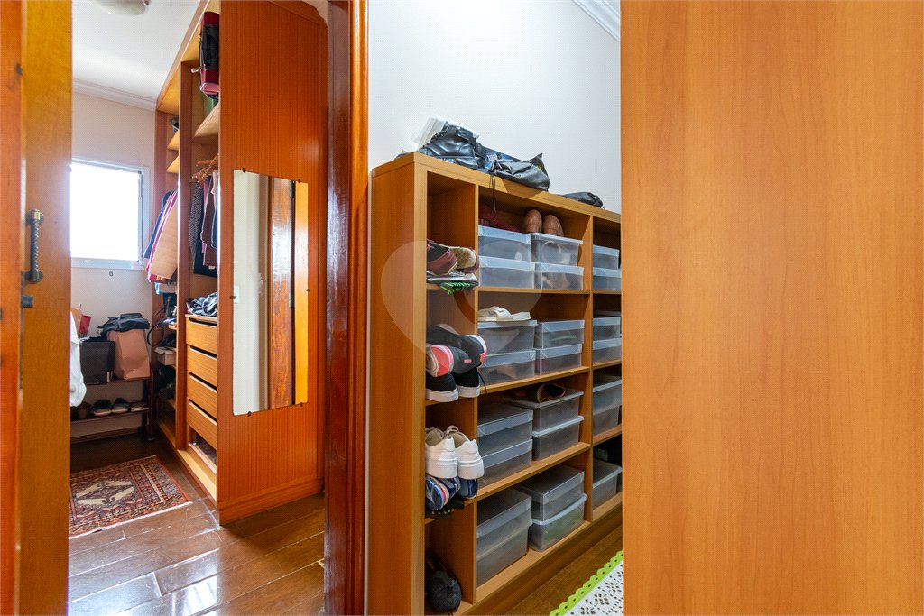 Casa à venda com 3 quartos, sendo 1 suíte,  em Vila Cordeiro, São Paulo, SP