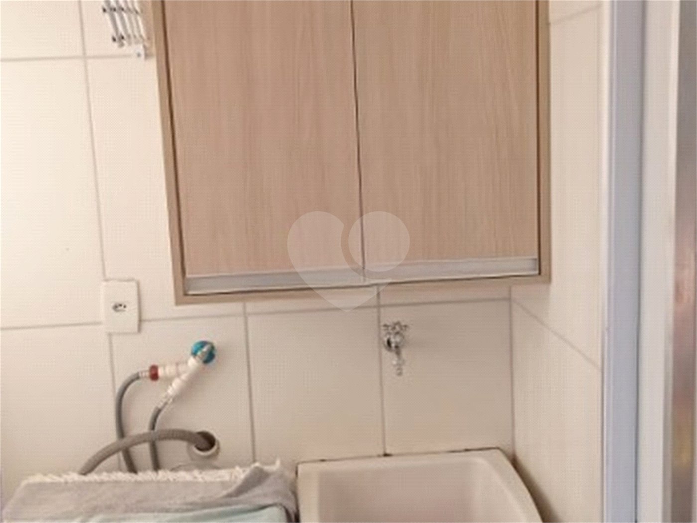 Apartamento à venda com 2 quartos, sendo 1 suíte,  em Parque Santos Dumont, Votorantim, SP