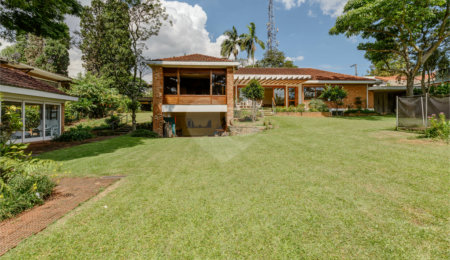 Casa Térrea à venda com 4 quartos, sendo 1 suíte,  em Chácara Monte Alegre, São Paulo, SP