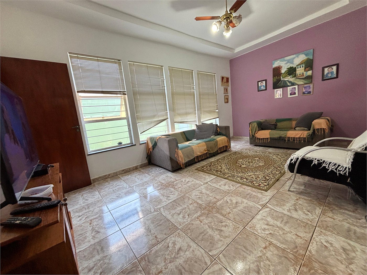 Casa à venda com 3 quartos, sendo 1 suíte,  em Jardim Itália, Itapetininga, SP