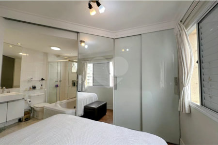 Apartamento à venda com 2 quartos, sendo 1 suíte,  em Água Branca, São Paulo, SP