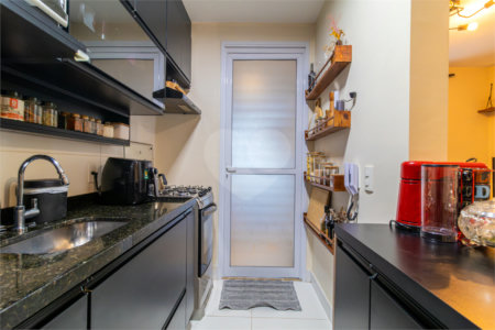 Apartamento à venda com 2 quartos, sendo 1 suíte,  em Santo Amaro, São Paulo, SP