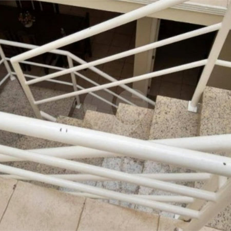 Chácara à venda ou para alugar com 4 quartos, sendo 1 suíte, em Vila Omízollo, Louveira, SP
