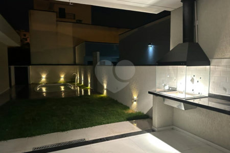 Terreno à venda com 3 suítes no condomínio Residencial Veneza, Mogi das Cruzes - SP