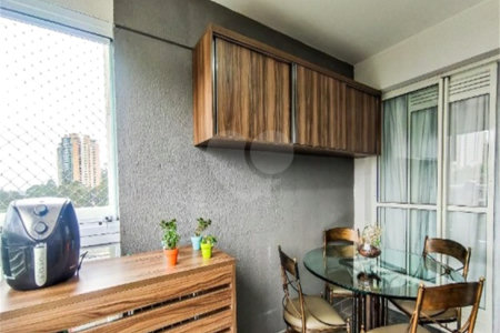 Apartamento à venda com 2 quartos, sendo 1 suíte, em Vila Andrade, São Paulo, SP