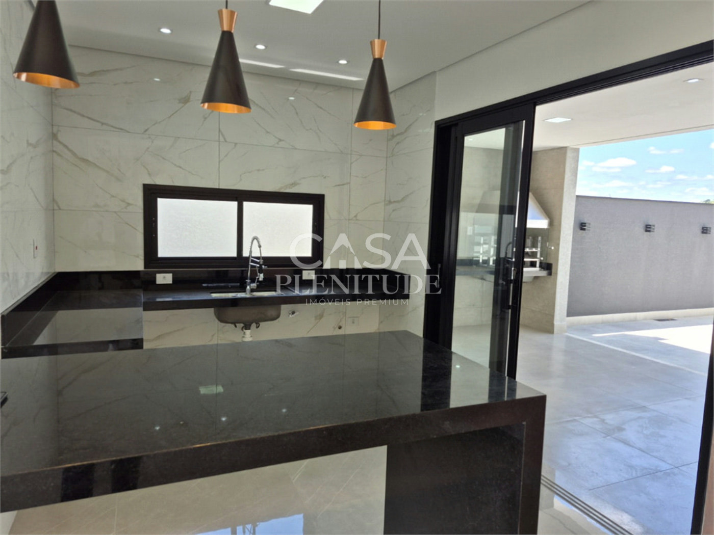Casa em condomínio à venda com 3 quartos, sendo 2 suítes,  em Jardim Villagio Milano, Sorocaba, SP