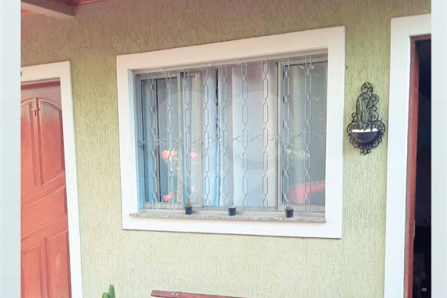 Casa à venda com 2 quartos no condomínio Goiás, São Paulo - SP