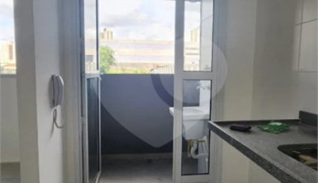 Apartamento à venda com 2 quartos em Vila Vermelha, São Paulo, SP