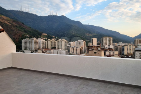 Cobertura à venda com 4 quartos, sendo 1 suíte, em Tijuca, Rio de Janeiro, RJ