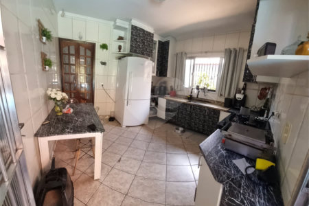 Sobrado à venda com 2 quartos, sendo 1 suíte,  em Jardim do Colégio (zona Norte), São Paulo, SP