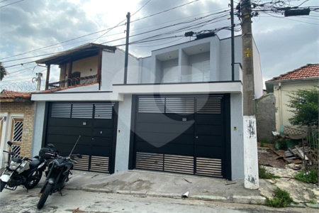 Sobrado à venda com 3 quartos, sendo 1 suíte, em Vila Medeiros, São Paulo, SP