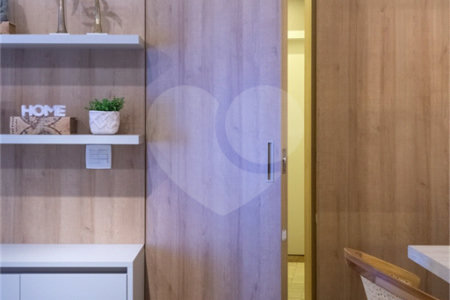Apartamento à venda com 3 quartos, sendo 1 suíte, em Pitangueiras, Guarujá, SP
