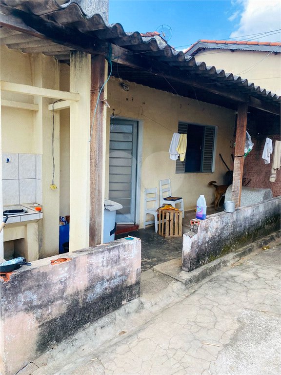 Casa à venda com 2 quartos, sendo 1 suíte, em Jardim Hungares, Sorocaba, SP